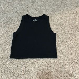 Hollistee crop tank